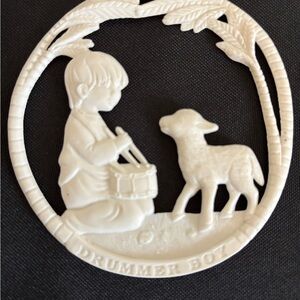 Wedgwood White Drummer Boy Jasperware Medallion